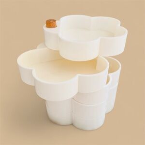 New with bag Flying Tiger European White Jewelry Organizer